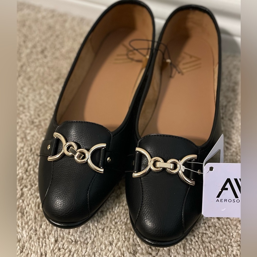 Aerosoles Black Loafers (Wide Width) Size 11
